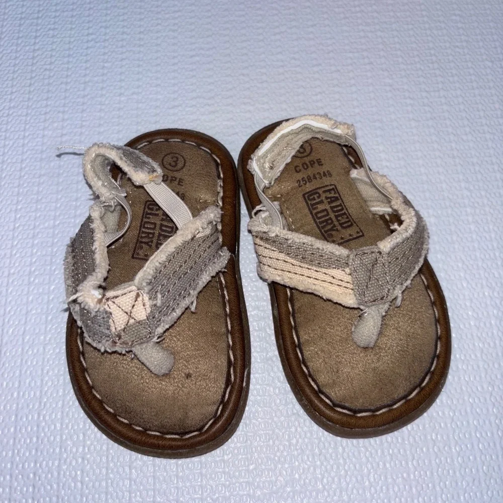 Faded Glory Infant Sandals‎ Size 3 Brown Canvas Neutral Thong Style Shoes